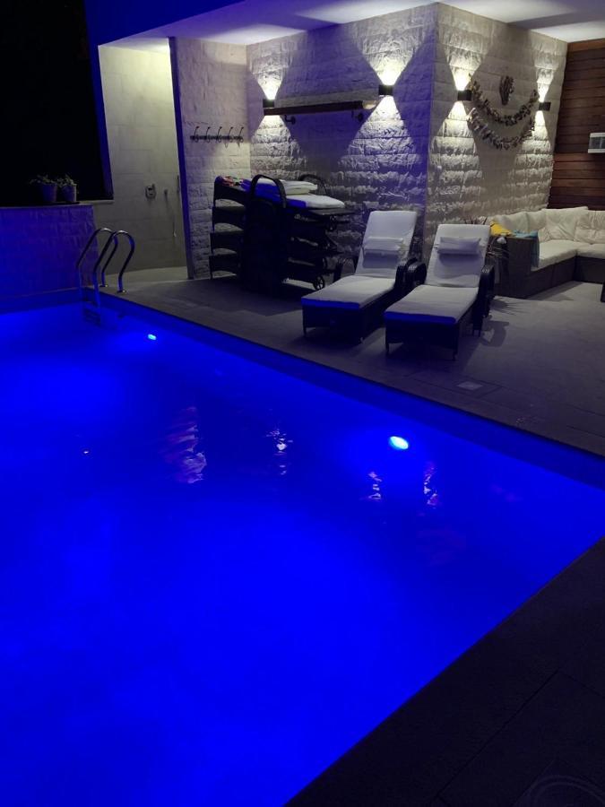 Polly Apartments With Swimming Pool Babino Polje Ngoại thất bức ảnh